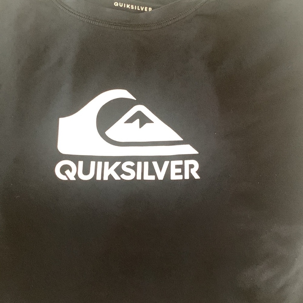 Quicksilver Rash Guard - Picture 5 of 6